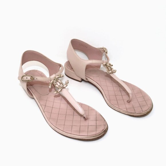 Chanel Quilted Logo 38 Baby Pink Flat T Strap Sandals Chain CC Logo - Picture 9 of 12